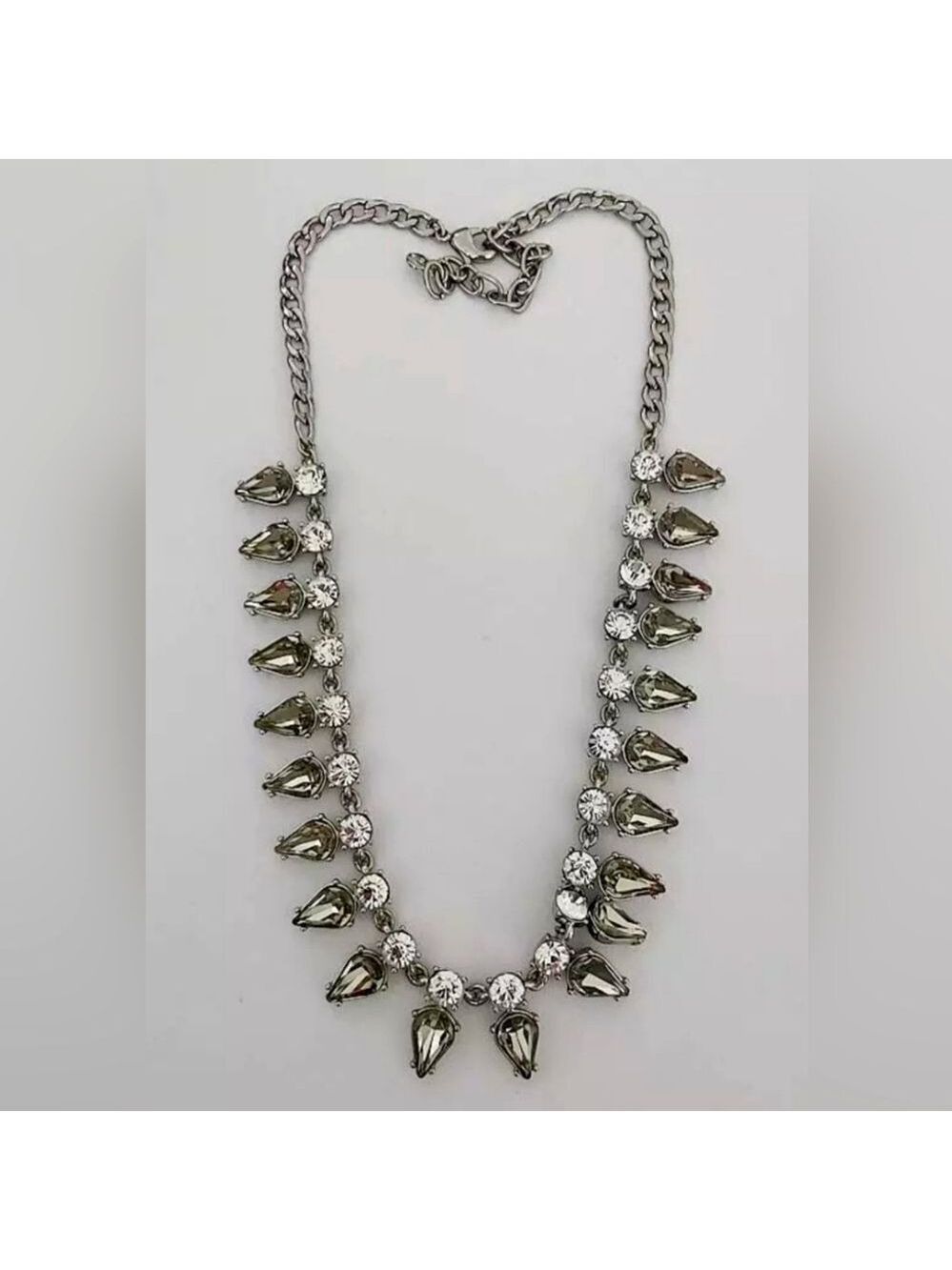 LOFT SILVER TONE CUT CRYSTAL 18"-21" NECKLACE NWOT
